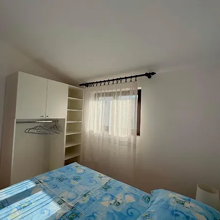 Seafront With Large Terrace - Quiet & Peaceful * Rogoznica (Sibenik-Knin)
