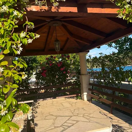 Apartment Seafront With Large Terrace - Quiet & Peaceful