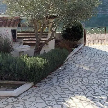 Cupic Rogoznica (Sibenik-Knin)