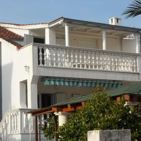 Cupic Apartment